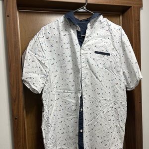 Mens XL short sleeve button up